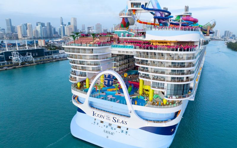 Royal Caribbean Vs Celebrity Cruises: Which Is Best?