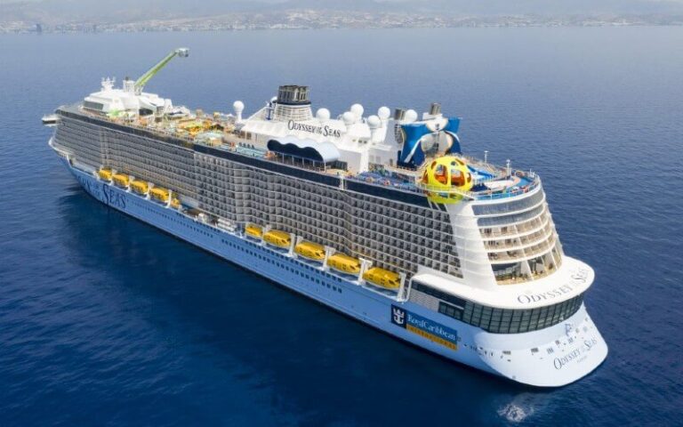 Royal Caribbean Star Class: Everything You Need To Know (2024)